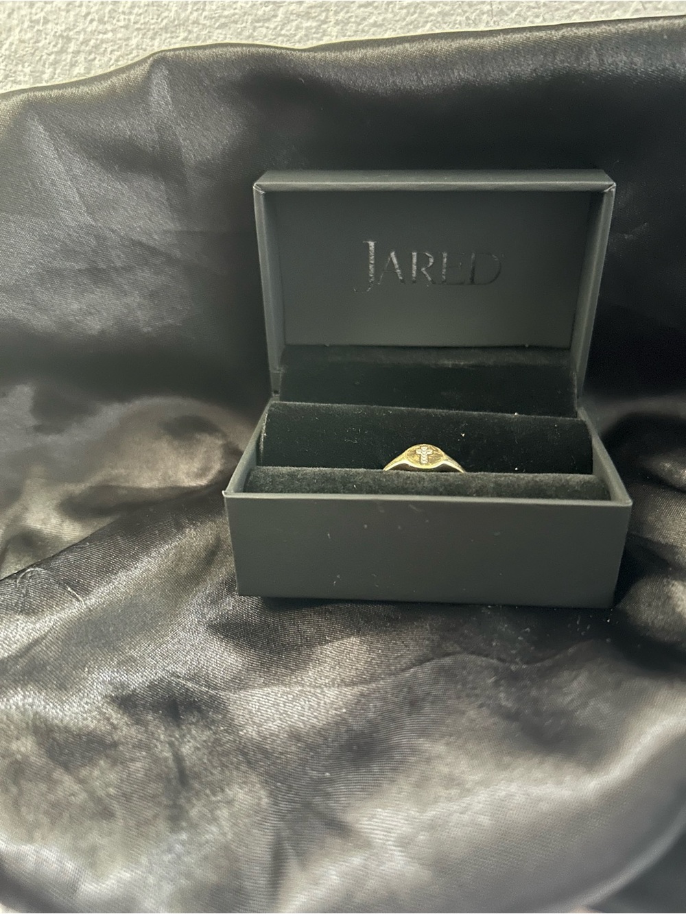 Women’s 14k gold signet ring size8